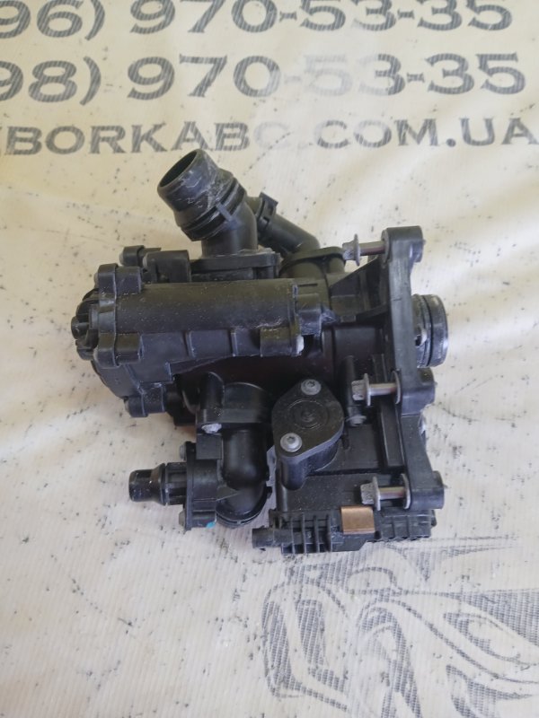 Корпус термостата BMW 530 G30 XB1142M0 Корпус термостата BMW 530 G30 XB1142M0