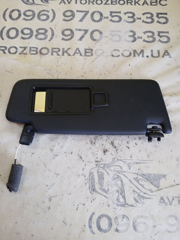 Козырек солнцезащитный передний правый Audi Q3 83A 2.0 CZRA Козырек солнцезащитный передний правый Audi Q3 83A 2.0 CZRA