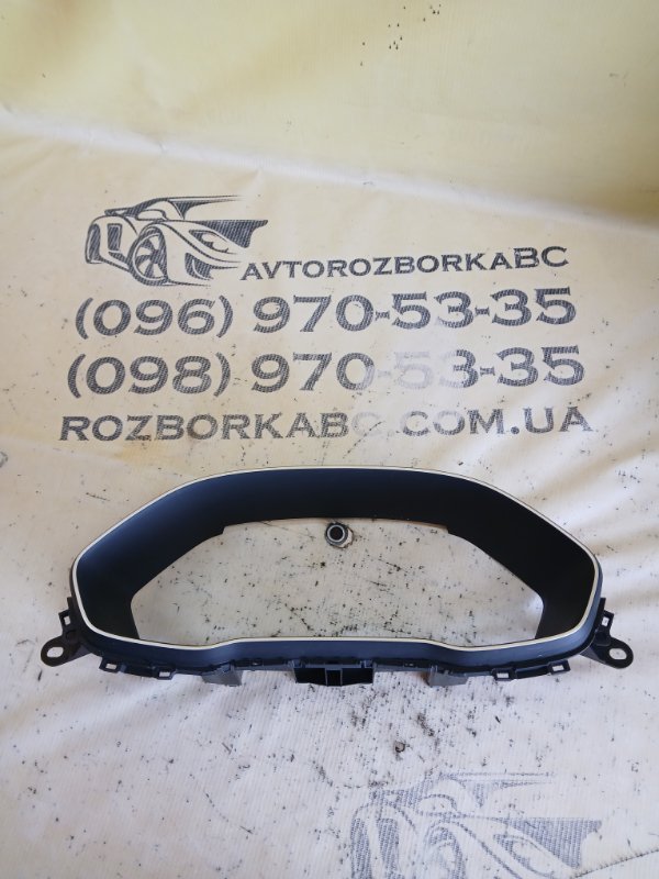 Запчасть накладка приборной панели Audi Q3 2021 83A 2.0 CZRA 83A8571156PS Б/У Накладка приборной панели Audi Q3 2021 83A 2.0 CZRA 83A8571156PS Б/У