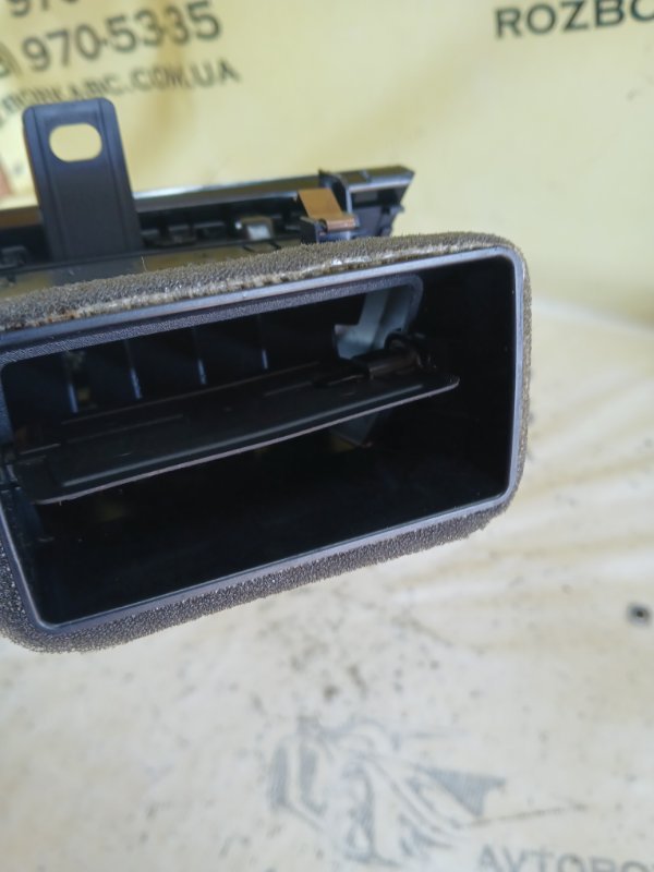 Воздуховод передний правый Q3 2021 83A 2.0 CZRA Воздуховод передний правый Q3 2021 83A 2.0 CZRA