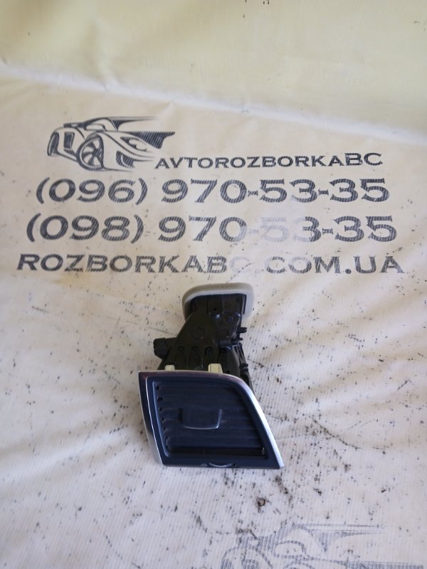 Запчасть воздуховод передний левый Volvo XC90 2016 t27 32348329 Б/У Воздуховод передний левый Volvo XC90 2016 t27 32348329 Б/У