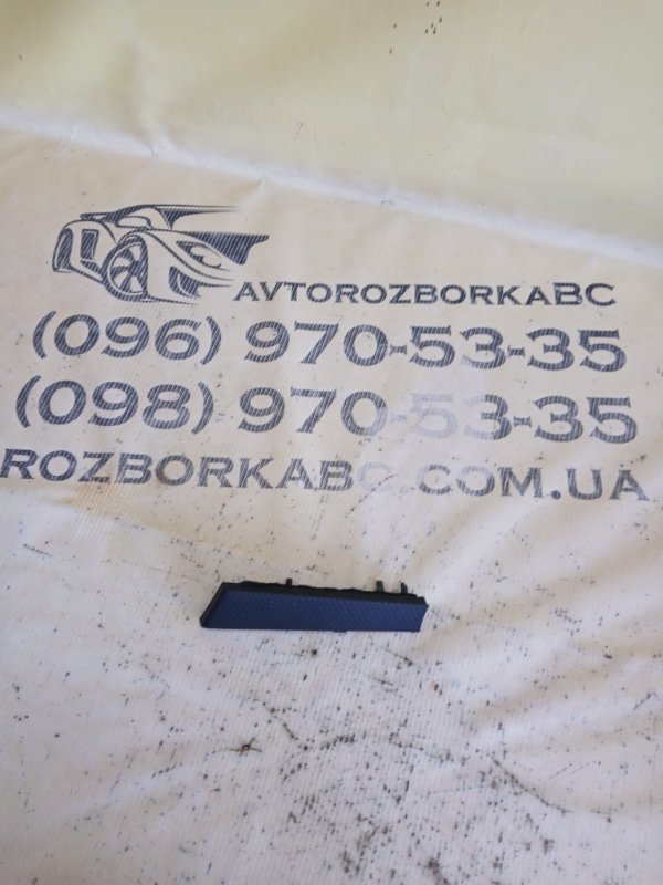 Декоративная накладка торпедо Audi Q3 2021 83A 2.0 CZRA 83B8532416PS Б/У
