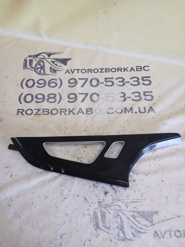 Запчасть накладка двери передняя левая Audi Q8 2019 3.0 DCBD 4M8 867 439 J RQ8 Б/У Накладка двери передняя левая Audi Q8 2019 3.0 DCBD 4M8 867 439 J RQ8 Б/У