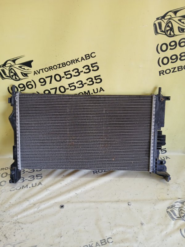 Радиатор охлаждение двигателя XC90 2016 t27 Радиатор охлаждение двигателя XC90 2016 t27