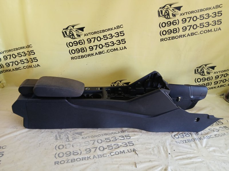 Запчасть консоль центральная Audi Q3 2021 83A 2.0 CZRA 83B8632426PS Б/У Консоль центральная Audi Q3 2021 83A 2.0 CZRA 83B8632426PS Б/У