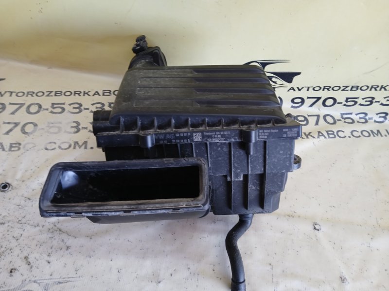 Корпус воздушного фильтра Q3 2021 83A 2.0 CZRA Корпус воздушного фильтра Q3 2021 83A 2.0 CZRA