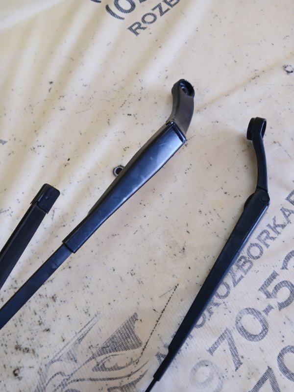 Дворники передние Audi Q3 83A 2.0 CZRA Дворники передние Audi Q3 83A 2.0 CZRA