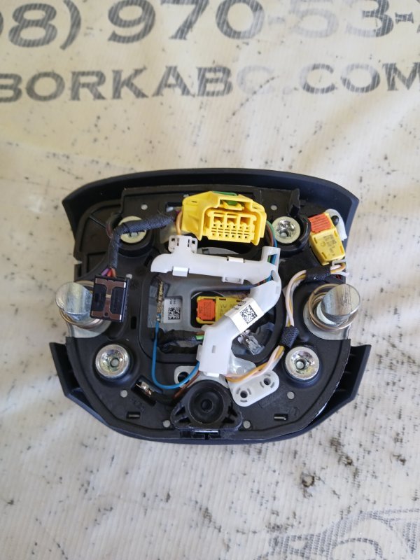 Подушка безопасности в руль Audi Q3 83A 2.0 CZRA Подушка безопасности в руль Audi Q3 83A 2.0 CZRA