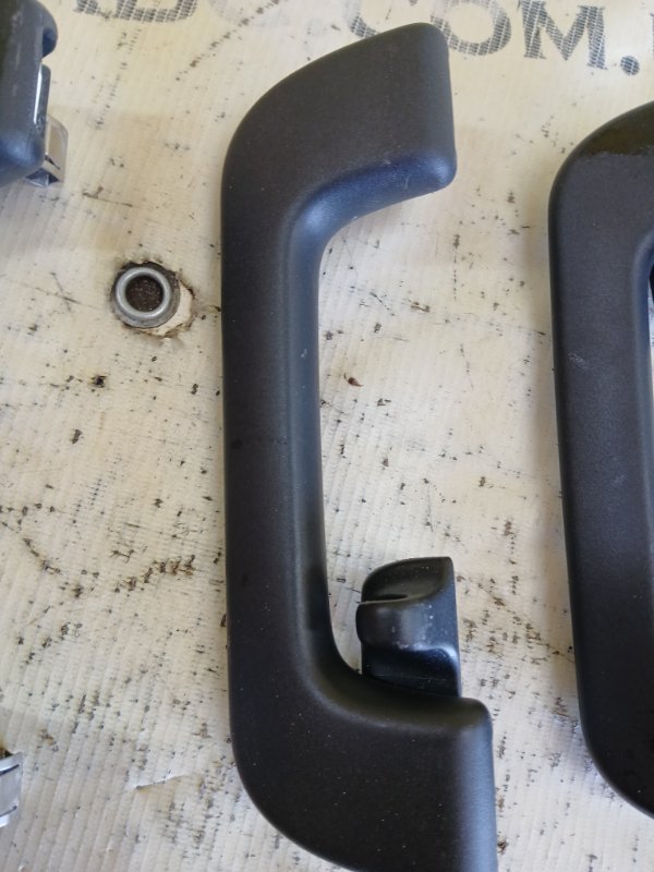 Ручка потолка Q3 2021 83A 2.0 CZRA Ручка потолка Q3 2021 83A 2.0 CZRA