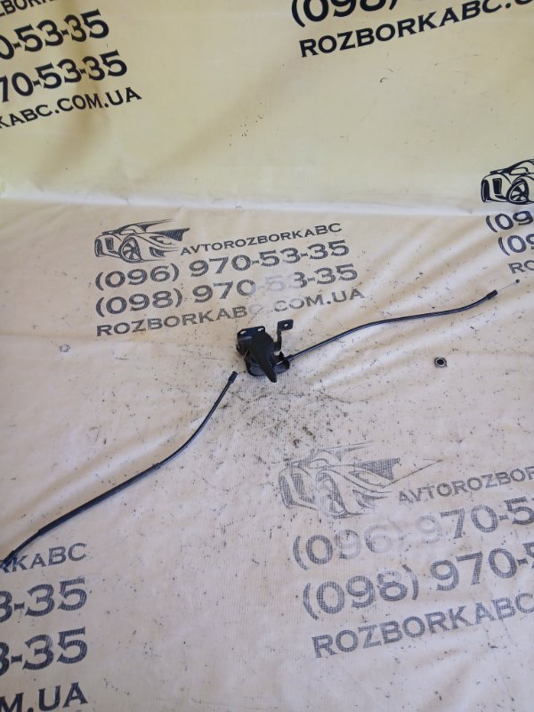 Запчасть ручка открывания капота передняя Audi Q3 2021 83A 2.0 CZRA 83A 823 529 Б/У Ручка открывания капота передняя Audi Q3 2021 83A 2.0 CZRA 83A 823 529 Б/У