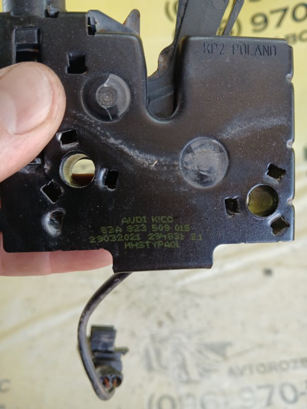 Замок капота Audi Q3 83A 2.0 CZRA Замок капота Audi Q3 83A 2.0 CZRA