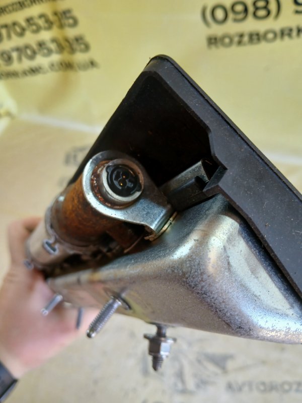 Подушка безопасности в колени передняя левая Audi Q3 83A 2.0 CZRA Подушка безопасности в колени передняя левая Audi Q3 83A 2.0 CZRA