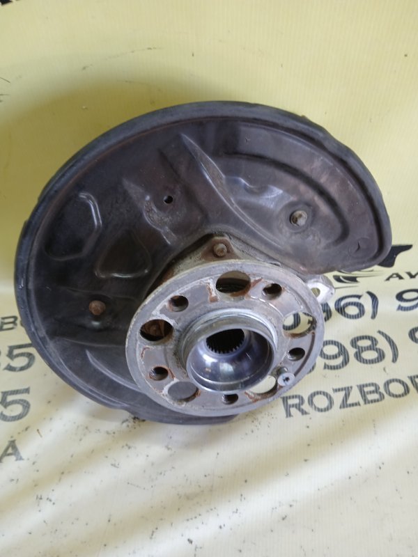 Цапфа задняя левая GLC 300 2019 X253 27492031846862 Цапфа задняя левая GLC 300 2019 X253 27492031846862