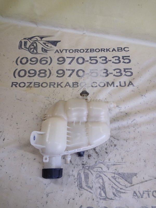 Запчасть бачок расширительный BMW X1 2020 F48 B46A20O1 17 13 7 617 362 Б/У Бачок расширительный BMW X1 2020 F48 B46A20O1 17 13 7 617 362 Б/У