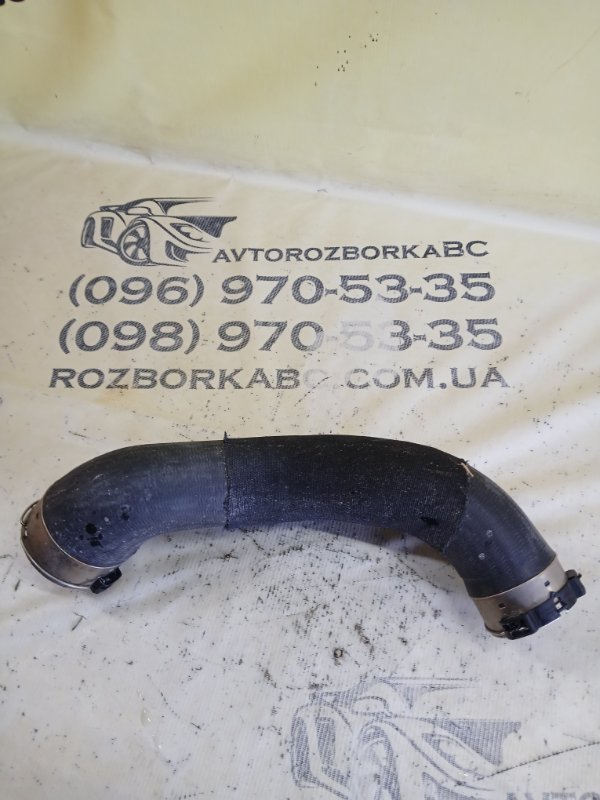 Запчасть патрубок интеркулера левый BMW X1 2020 F48 B46A20O1 13 71 7 637 197 Б/У Патрубок интеркулера левый BMW X1 2020 F48 B46A20O1 13 71 7 637 197 Б/У