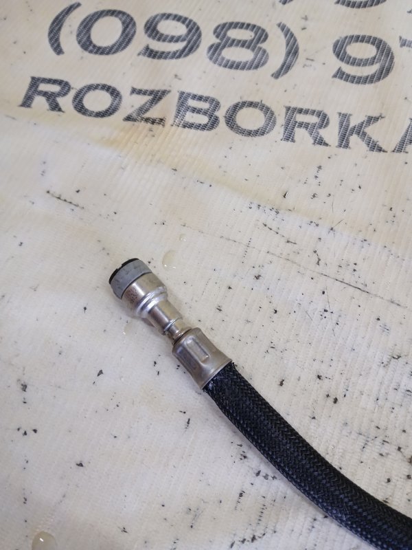 Трубка топливная BMW X1 F48 B46A20O1 Трубка топливная BMW X1 F48 B46A20O1