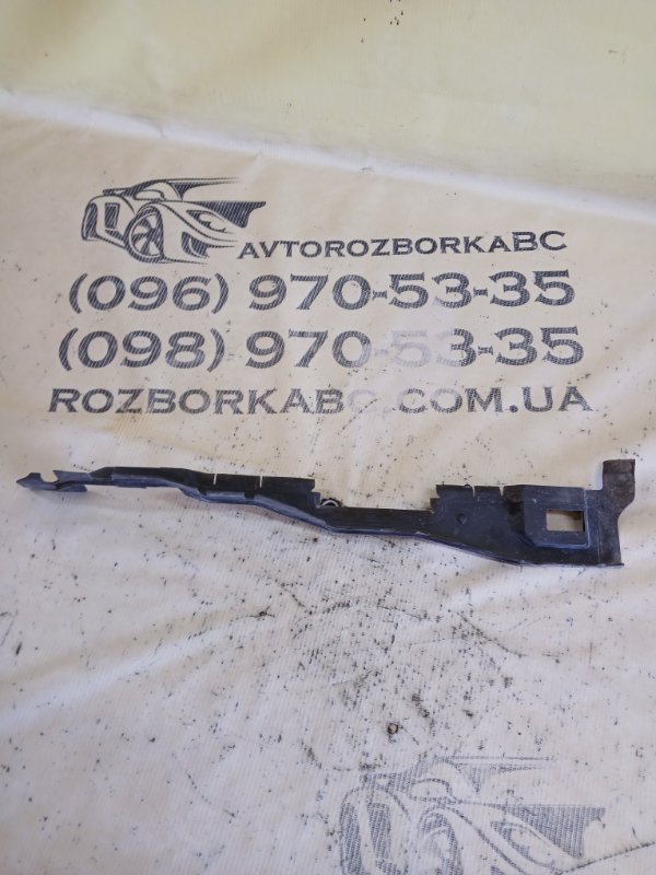 Дефлектор радиатора передний правый Q3 2021 83A 2.0 CZRA Дефлектор радиатора передний правый Q3 2021 83A 2.0 CZRA