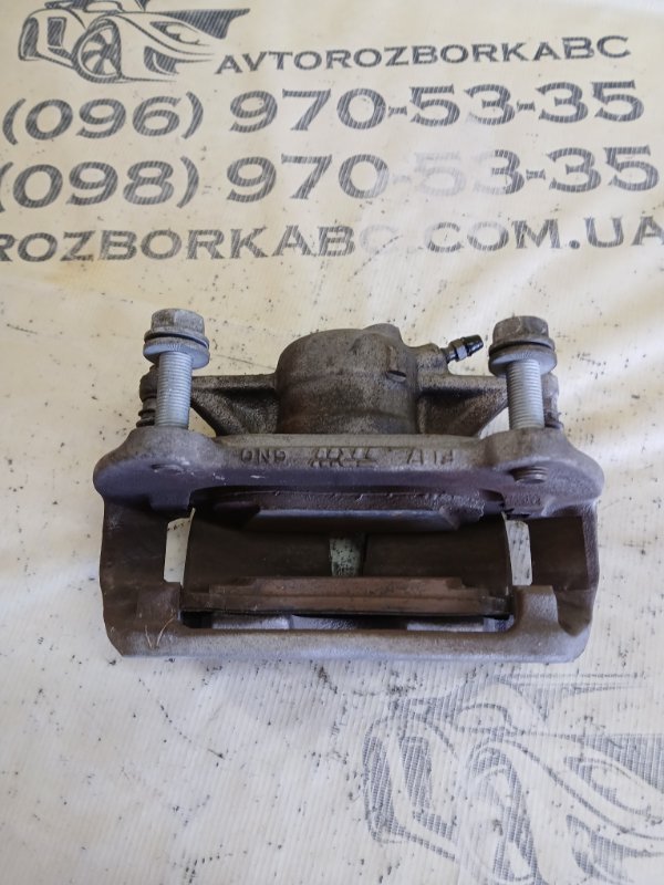 Суппорт тормозной передний правый Q3 2021 83A 2.0 CZRA Суппорт тормозной передний правый Q3 2021 83A 2.0 CZRA