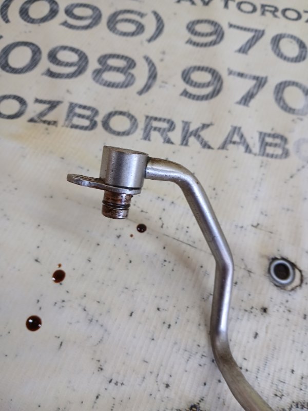 Трубка масляная BMW X1 F48 B46A20O1 Трубка масляная BMW X1 F48 B46A20O1