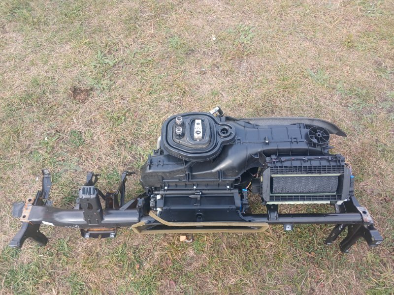 Печка в зборе Q3 2021 83A 2.0 CZRA Печка в зборе Q3 2021 83A 2.0 CZRA