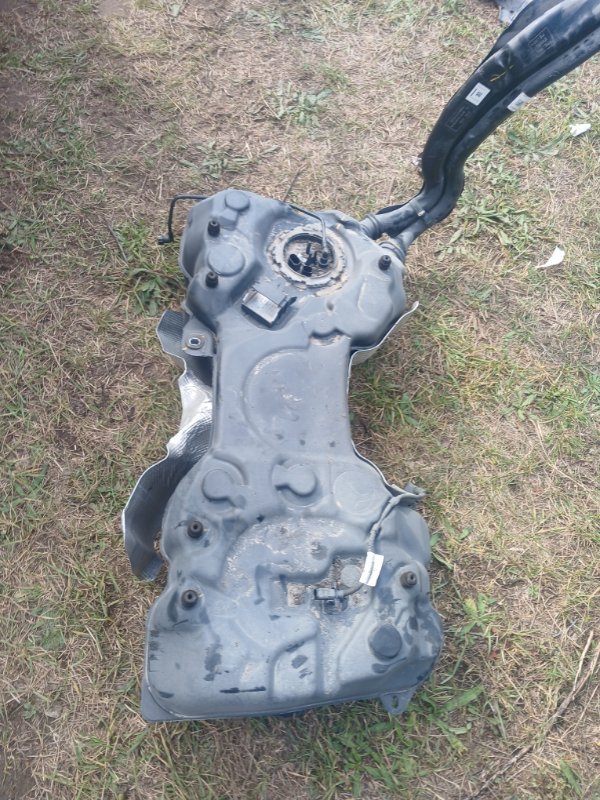 Бак топливный Q3 2021 83A 2.0 CZRA Бак топливный Q3 2021 83A 2.0 CZRA