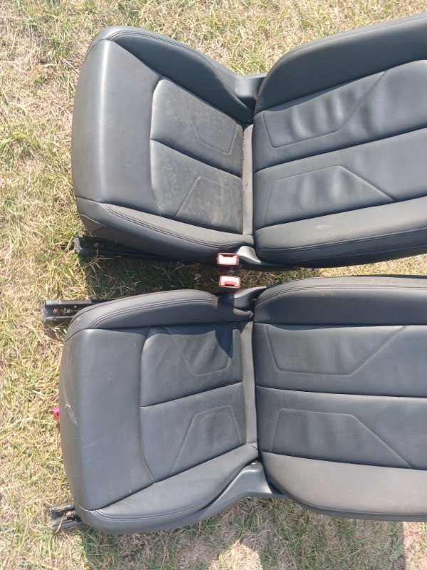 Сиденье переднее Q3 2021 83A 2.0 CZRA Сиденье переднее Q3 2021 83A 2.0 CZRA