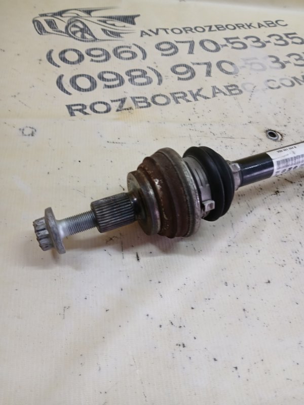 Полуось задний правый Q3 2021 83A 2.0 CZRA Полуось задний правый Q3 2021 83A 2.0 CZRA