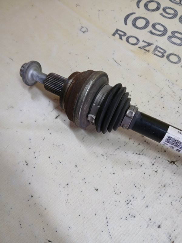 Полуось задний правый Audi Q3 83A 2.0 CZRA Полуось задний правый Audi Q3 83A 2.0 CZRA