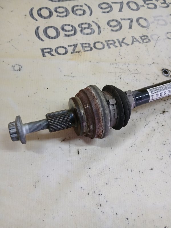 Полуось задний левый Q3 2021 83A 2.0 CZRA