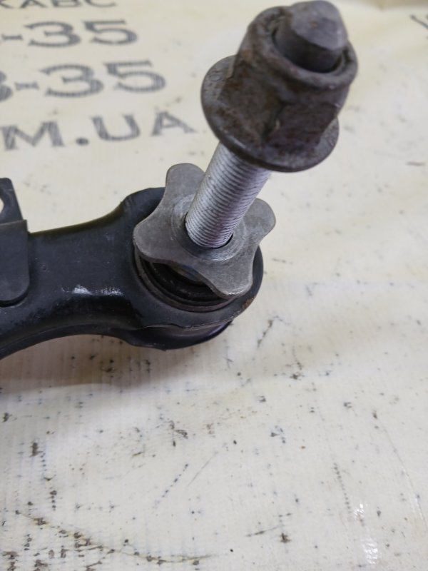 Рычаг подвески верхний задний левый Audi Q3 83A 2.0 CZRA Рычаг подвески верхний задний левый Audi Q3 83A 2.0 CZRA