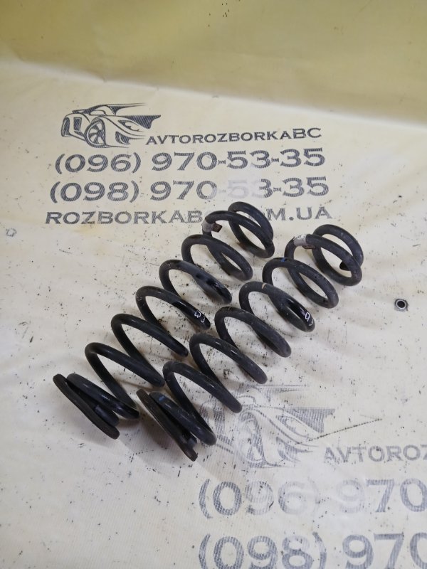 Запчасть пружина подвески задняя Audi Q3 2021 83A 2.0 CZRA 5QF511115 Б/У Пружина подвески задняя Audi Q3 2021 83A 2.0 CZRA 5QF511115 Б/У