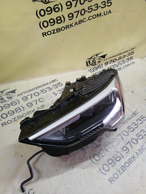 Фара передняя левая Q3 2021 83A 2.0 CZRA Фара передняя левая Q3 2021 83A 2.0 CZRA