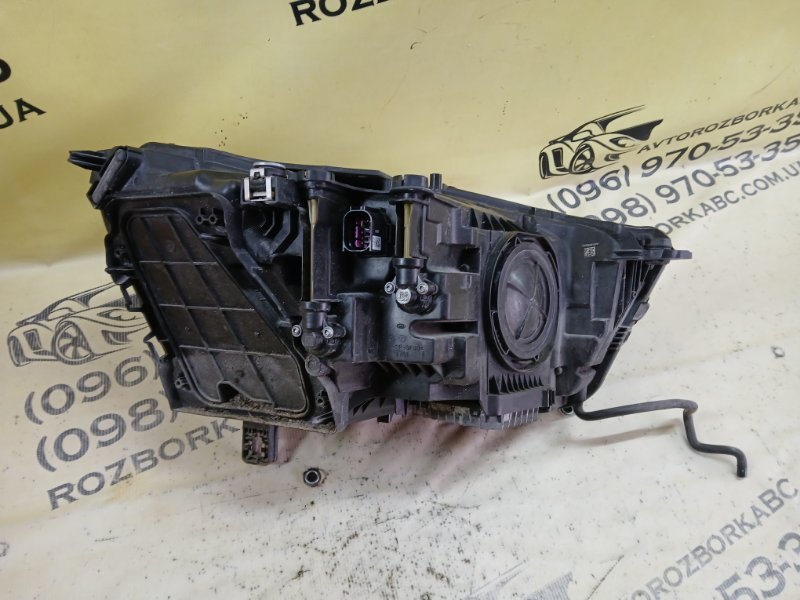 Фара передняя левая Q3 2021 83A 2.0 CZRA Фара передняя левая Q3 2021 83A 2.0 CZRA