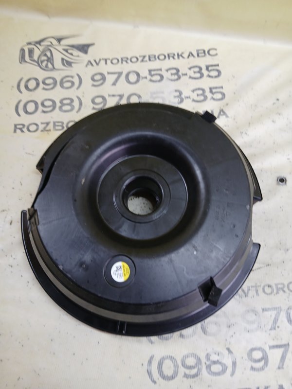 Сабвуфер Audi Q3 83A 2.0 CZRA Сабвуфер Audi Q3 83A 2.0 CZRA