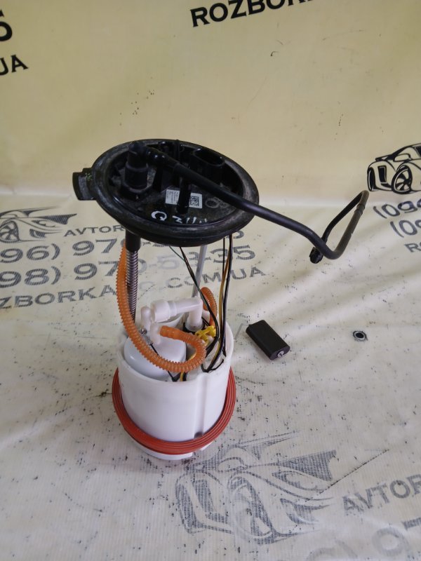 Топливный насос Q3 2021 83A 2.0 CZRA Топливный насос Q3 2021 83A 2.0 CZRA