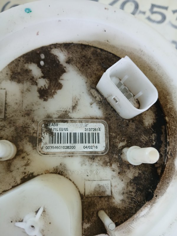 Топливный насос Volvo XC90 t27 Топливный насос Volvo XC90 t27