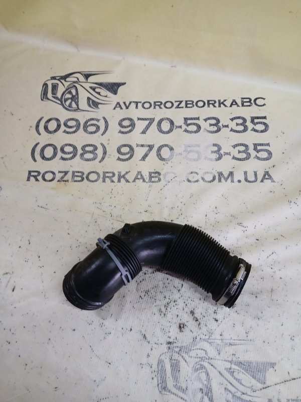 Запчасть патрубок турбины Audi Q3 2021 83A 2.0 CZRA 5QF129654K Б/У Патрубок турбины Audi Q3 2021 83A 2.0 CZRA 5QF129654K Б/У