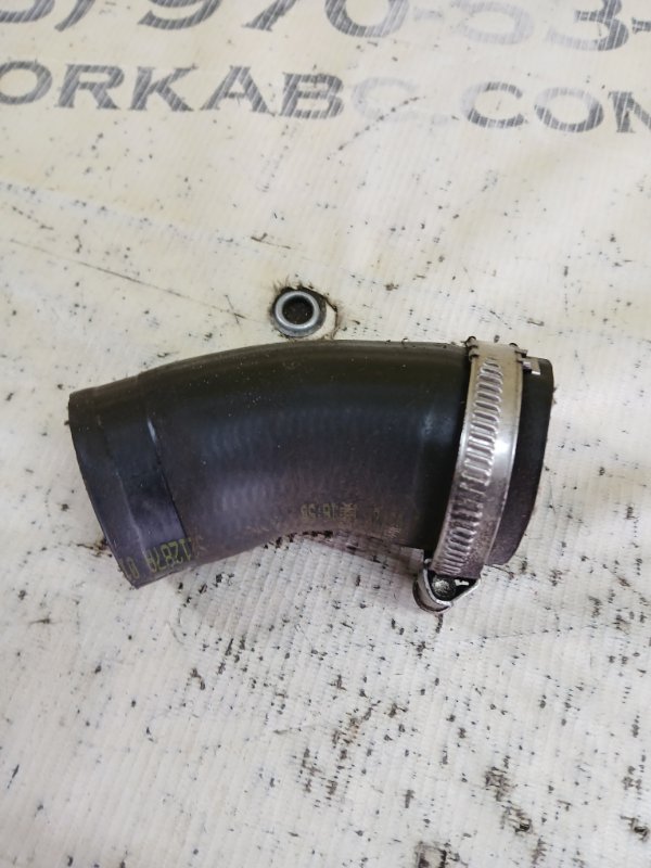 Патрубок интеркулера Q3 2021 83A 2.0 CZRA