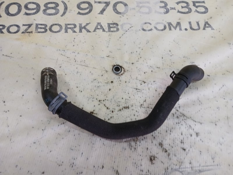 Патрубок системы охлаждения Q3 2021 83A 2.0 CZRA Патрубок системы охлаждения Q3 2021 83A 2.0 CZRA