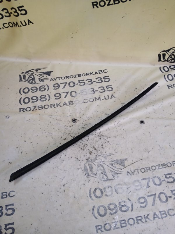 Запчасть молдинг лобового стекла передний левый Audi Q3 2021 83A 2.0 CZRA 83A 854 327 C 9B9 Б/У Молдинг лобового стекла передний левый Audi Q3 2021 83A 2.0 CZRA 83A 854 327 C 9B9 Б/У