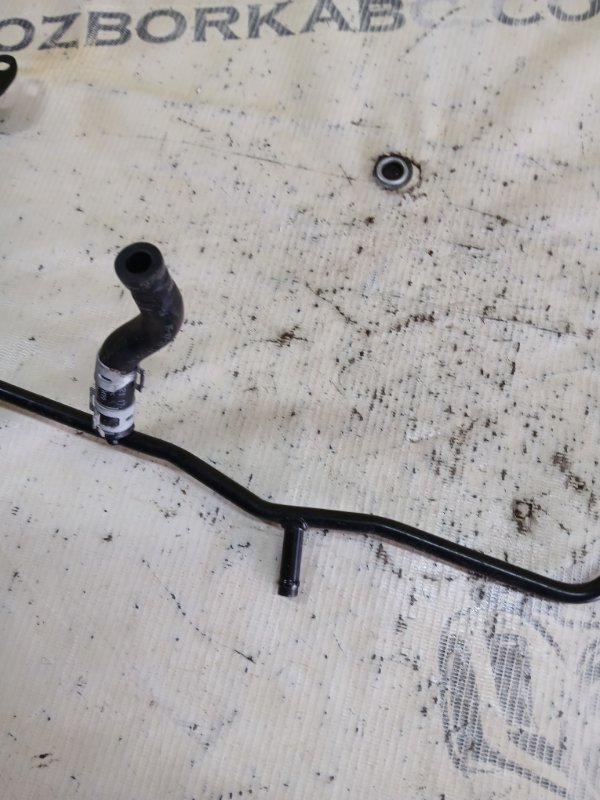 Трубка системы охлаждения Audi Q3 83A 2.0 CZRA Трубка системы охлаждения Audi Q3 83A 2.0 CZRA