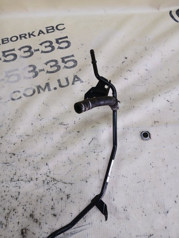 Трубка системы охлаждения Q3 2021 83A 2.0 CZRA Трубка системы охлаждения Q3 2021 83A 2.0 CZRA