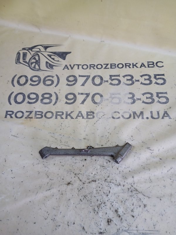 Запчасть кронштейн впускного коллектора Audi Q3 2021 83A 2.0 CZRA 06L129723C Б/У Кронштейн впускного коллектора Audi Q3 2021 83A 2.0 CZRA 06L129723C Б/У