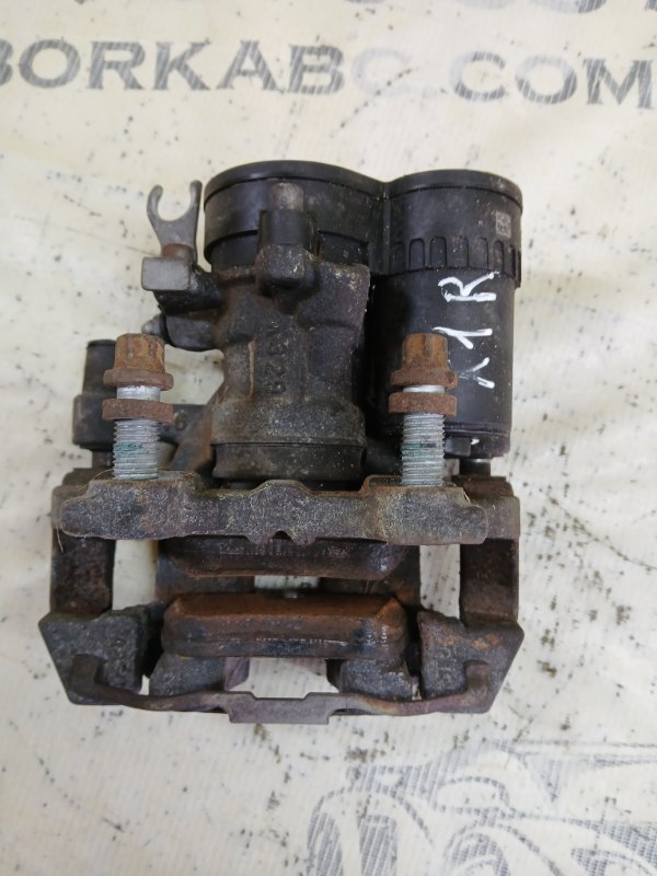 Суппорт тормозной задний правый X1 2020 F48 B46A20O1 Суппорт тормозной задний правый X1 2020 F48 B46A20O1