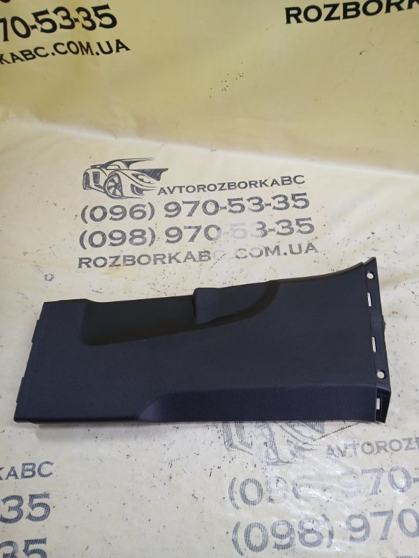 Накладка стойки левая Audi Q3 2021 83A 2.0 CZRA 83A867239 Б/У