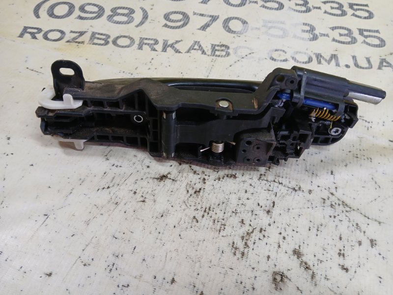 Ручка двери внешняя задняя правая UX 2019 200 2.0 Ручка двери внешняя задняя правая UX 2019 200 2.0