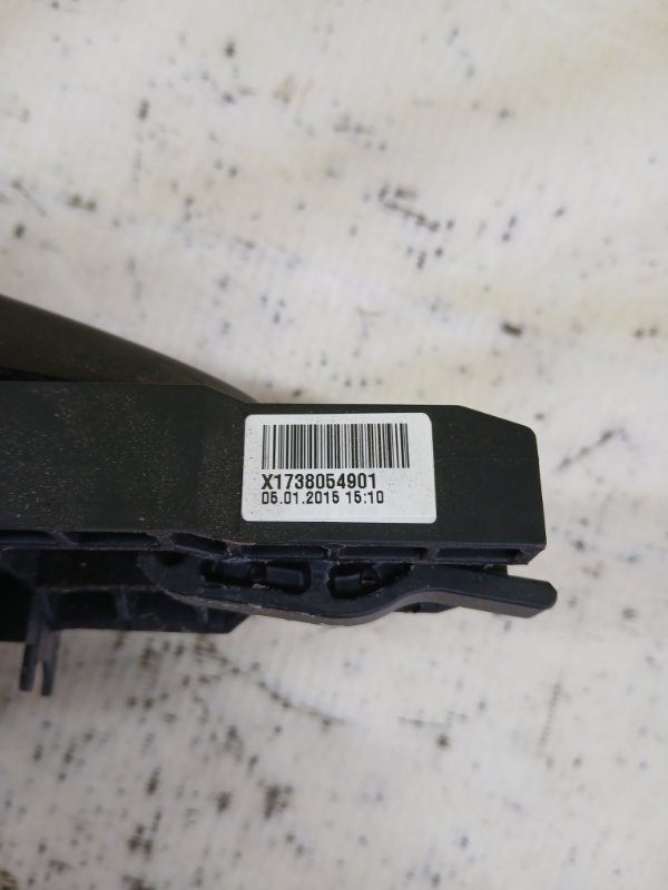 Ручка двери внешняя передняя левая 428 2015 F36 2.0 Ручка двери внешняя передняя левая 428 2015 F36 2.0