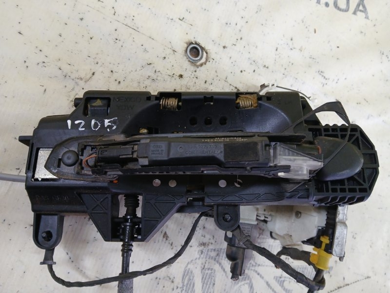 Ручка двери внешняя задняя левая Q5 2021 80A 2.0 Ручка двери внешняя задняя левая Q5 2021 80A 2.0