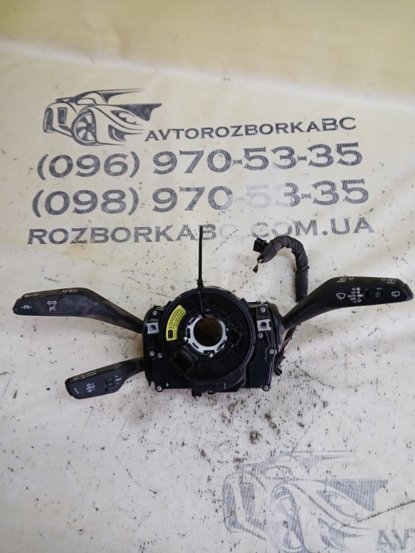 Подрулевой переключатель Q5 2021 80A 2.0 Подрулевой переключатель Q5 2021 80A 2.0