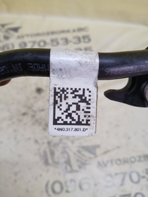 Трубка масляная Audi Q7 4M DCBD Трубка масляная Audi Q7 4M DCBD